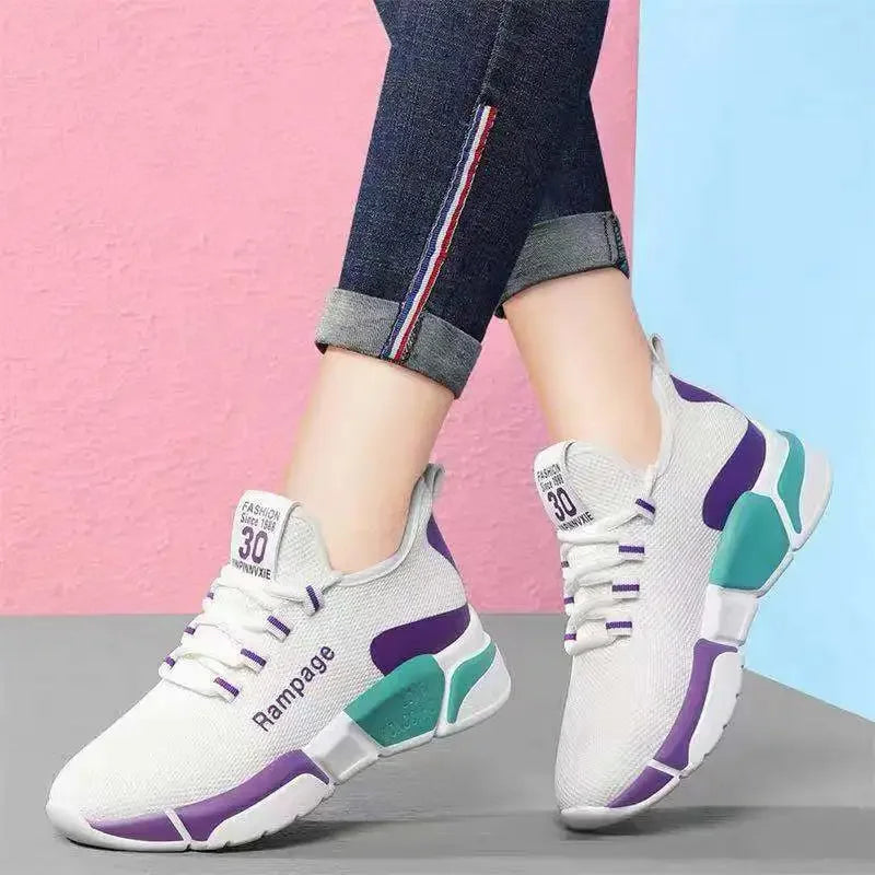 Fashionable Sports Shoes